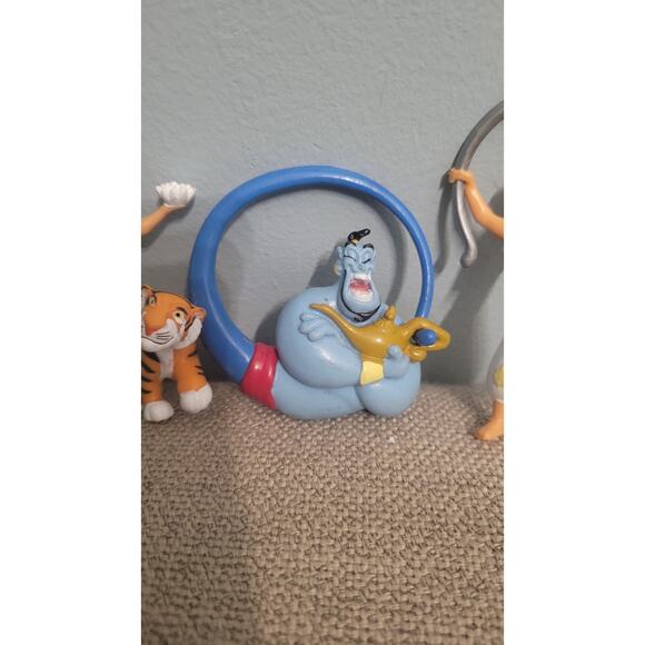 Disney Aladdin Figure Set – Jasmine & Rajah, Aladdin, Genie PVC Toys – Lot of 3 - Picture 3 of 8